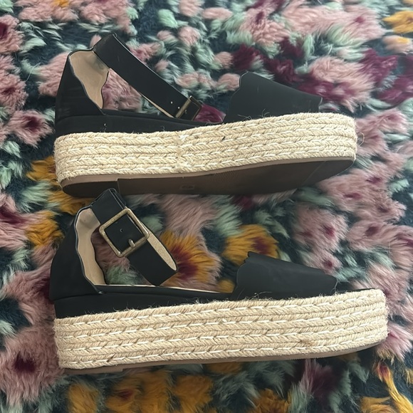 Black Espadrilles Platform Sandals - Picture 7 of 9
